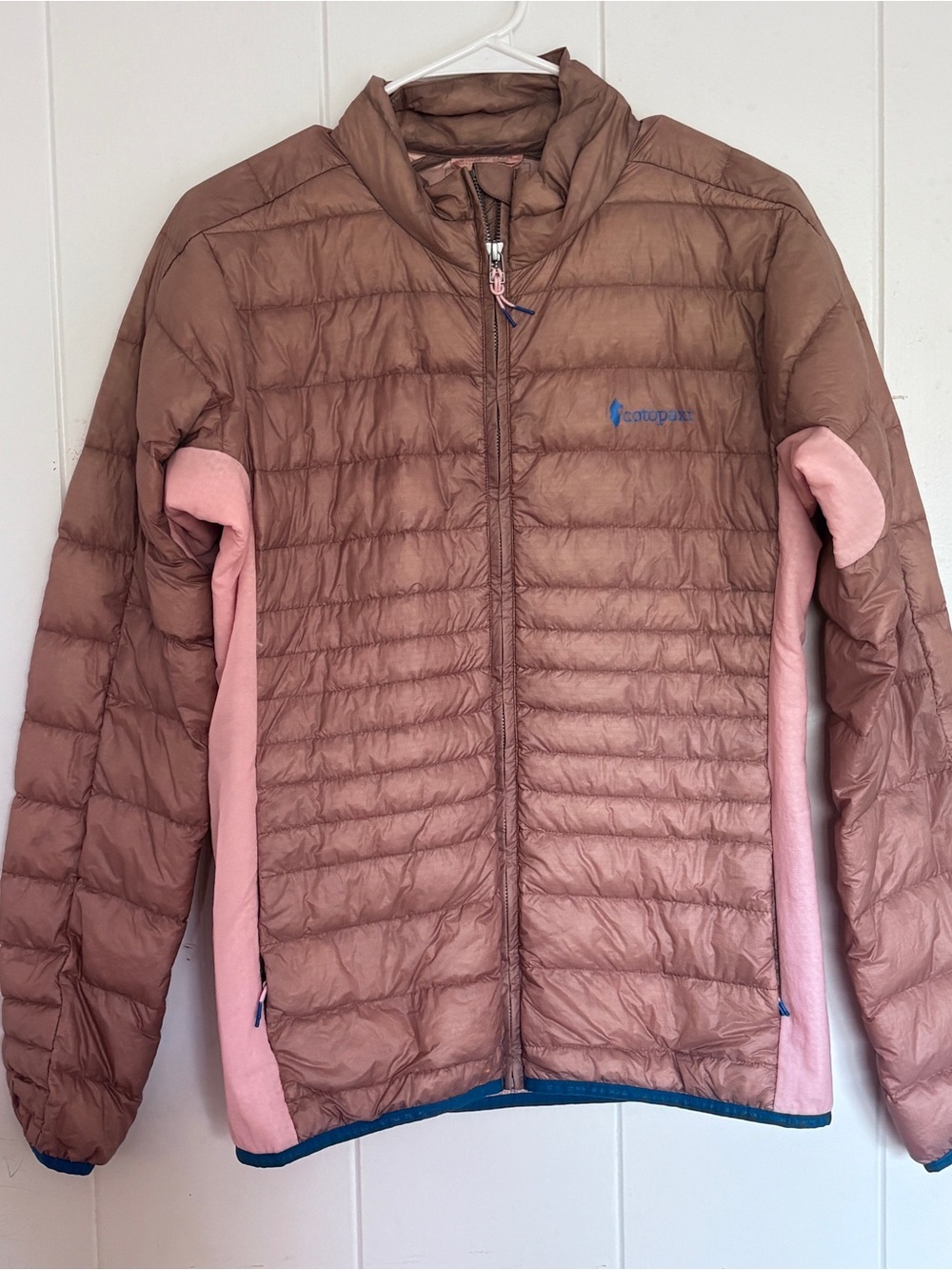 Cotopaxi Fuego LT 950 Fill Down Jacket Women’s Medium M Taupe Pink Lightweight - Picture 2 of 6